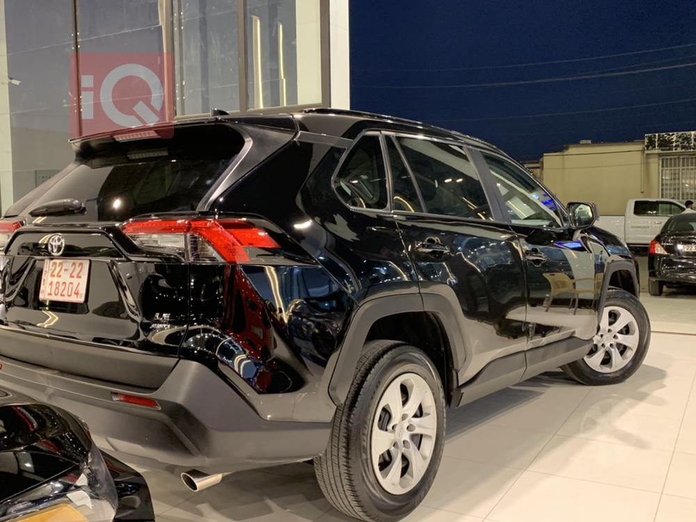 تۆیۆتا ڕاڤ 4